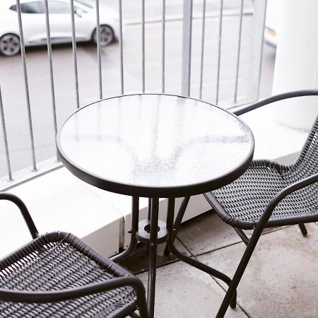 Pass The Keys Stylish 2Bed Rental Unit Glasgow Green Esterno foto