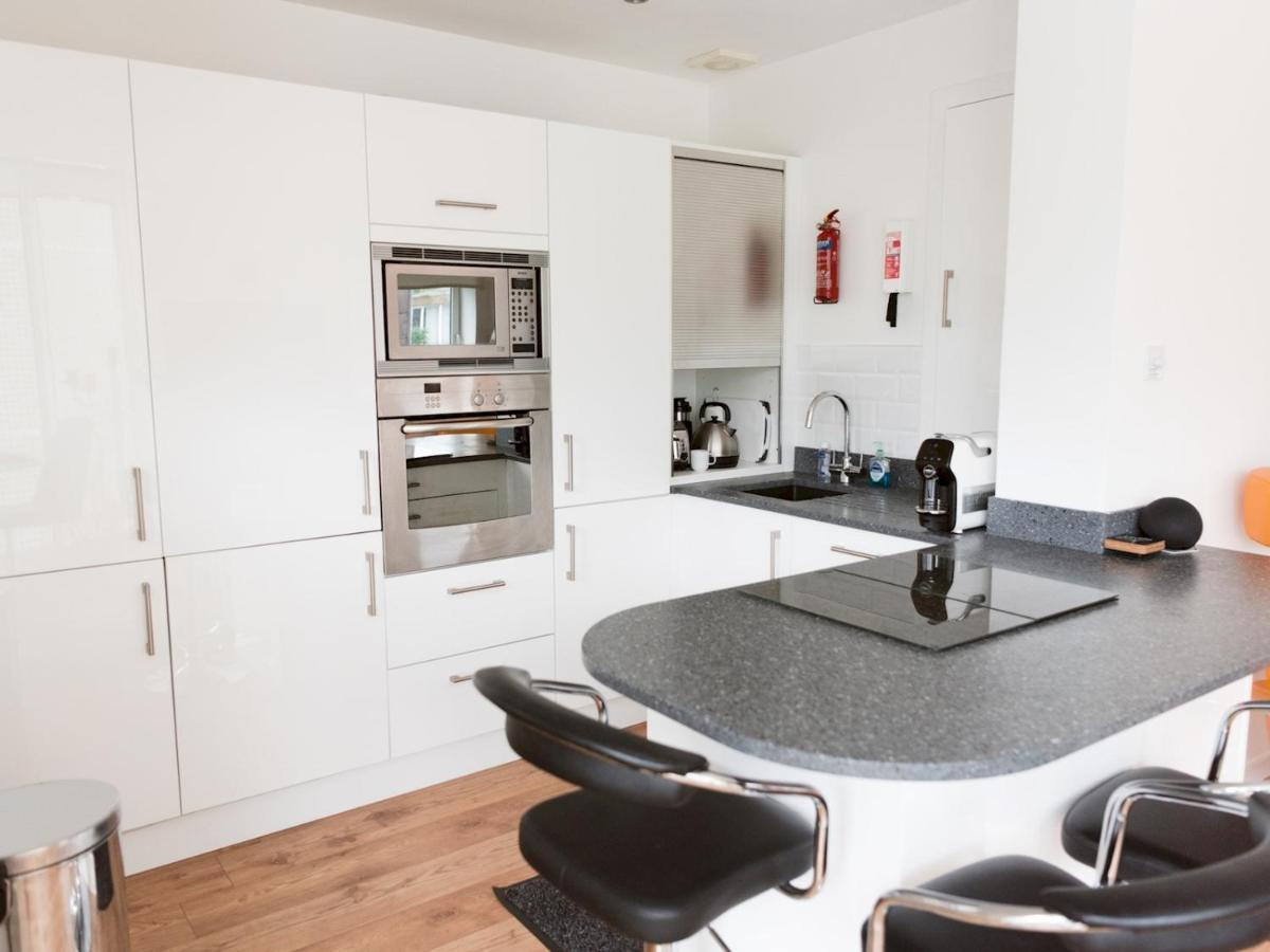 Pass The Keys Stylish 2Bed Rental Unit Glasgow Green Esterno foto