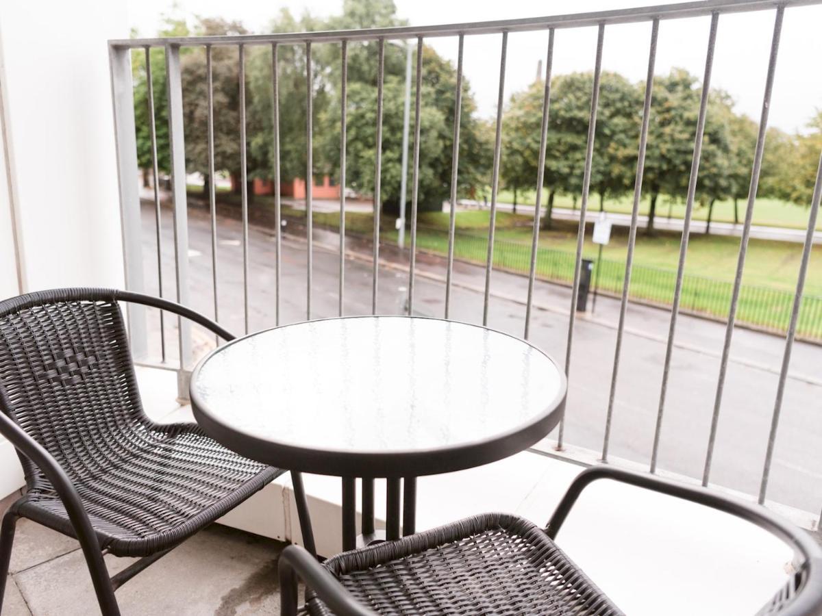 Pass The Keys Stylish 2Bed Rental Unit Glasgow Green Esterno foto
