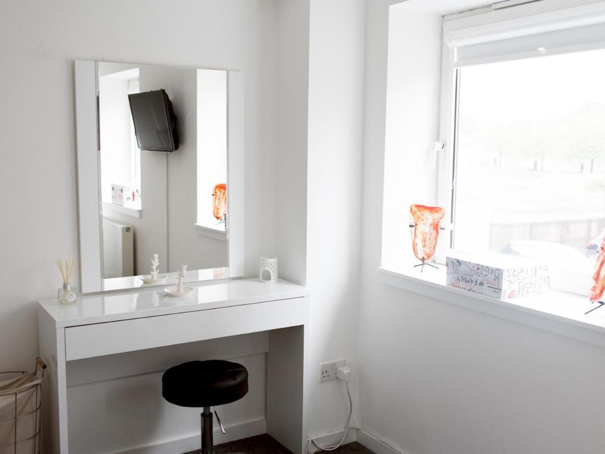 Pass The Keys Stylish 2Bed Rental Unit Glasgow Green Esterno foto