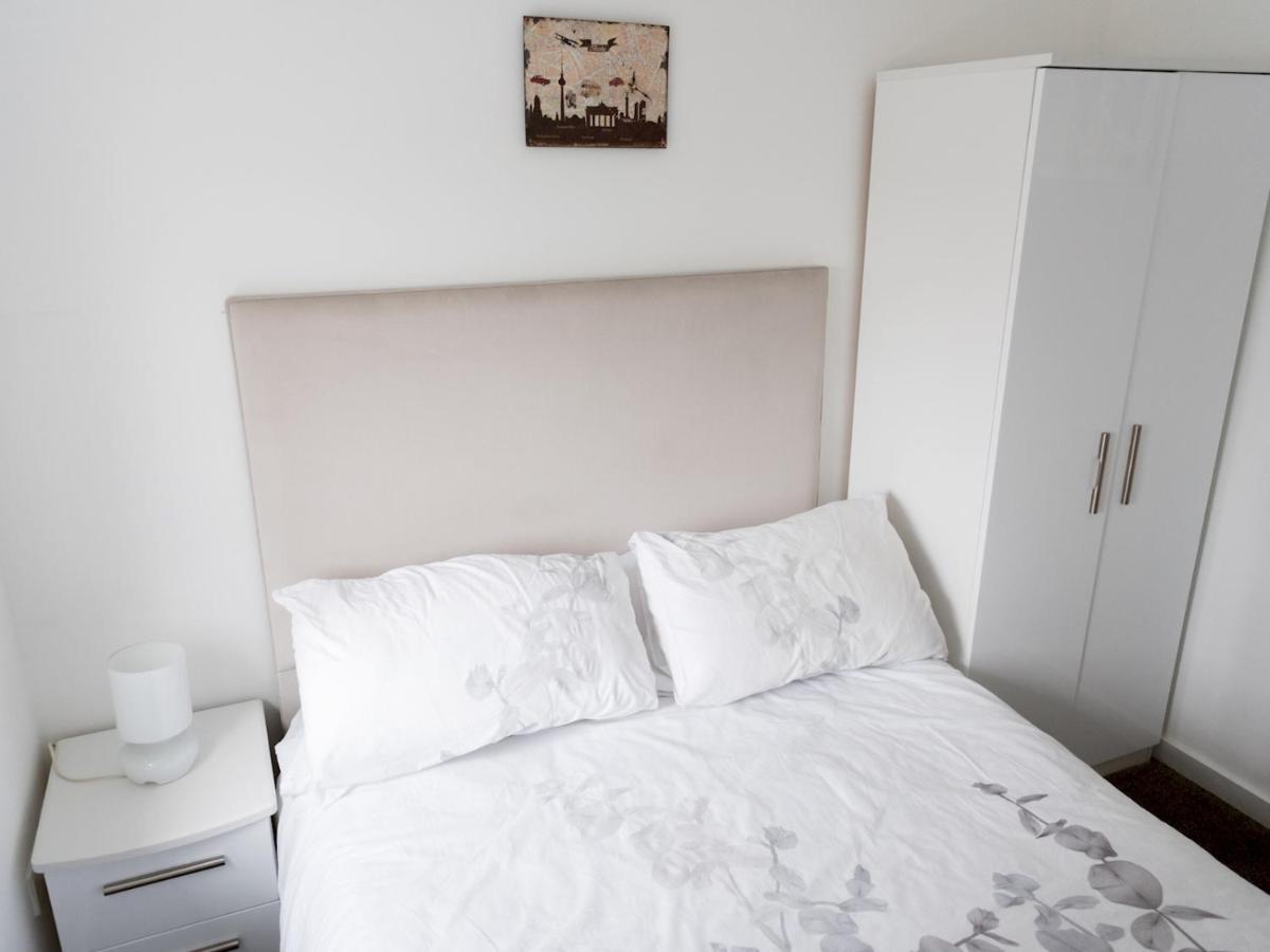 Pass The Keys Stylish 2Bed Rental Unit Glasgow Green Esterno foto