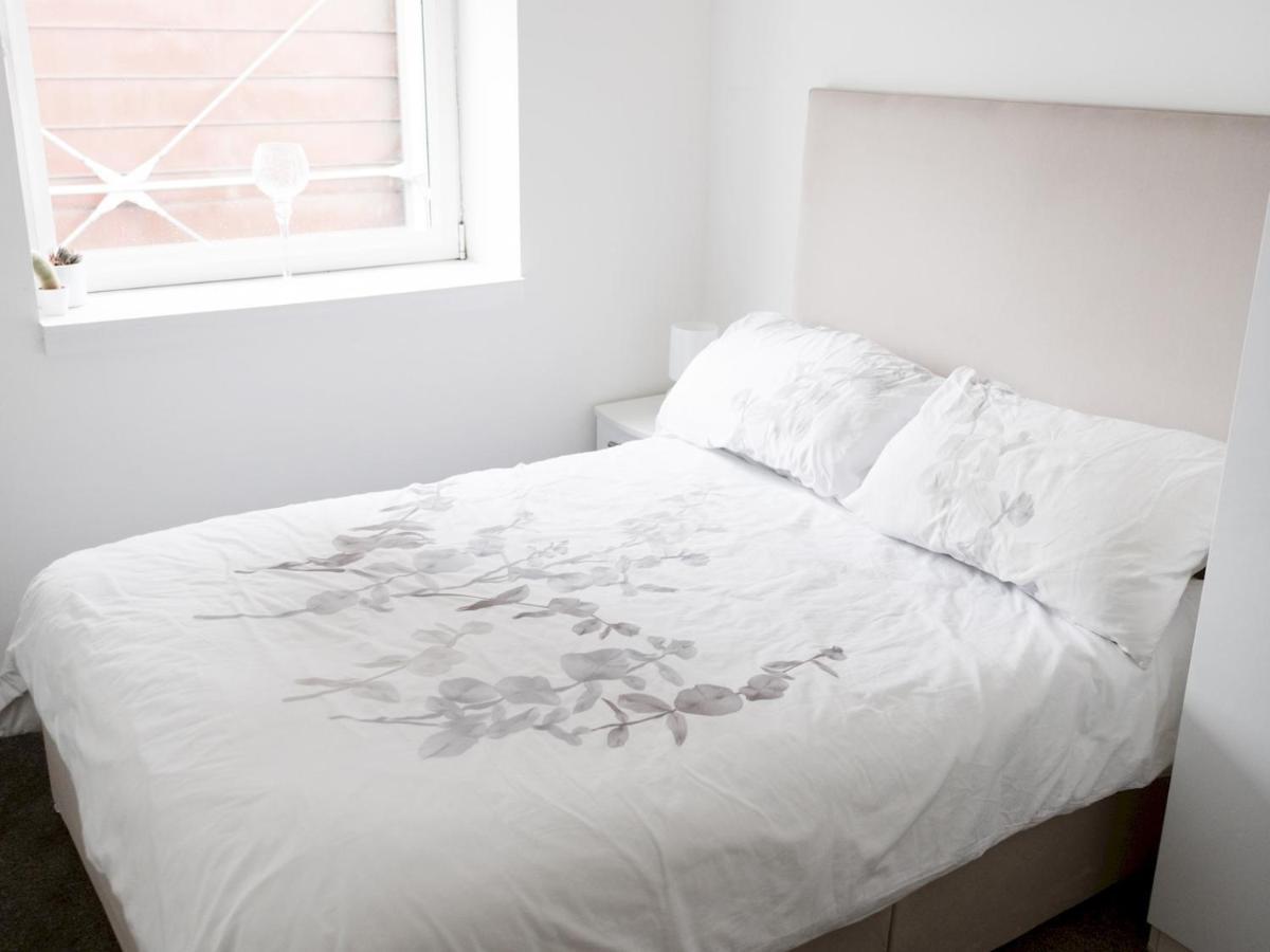 Pass The Keys Stylish 2Bed Rental Unit Glasgow Green Esterno foto