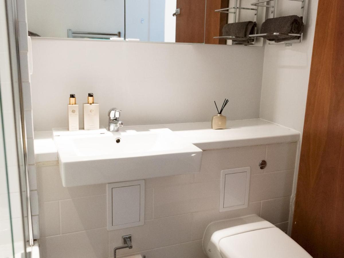 Pass The Keys Stylish 2Bed Rental Unit Glasgow Green Esterno foto