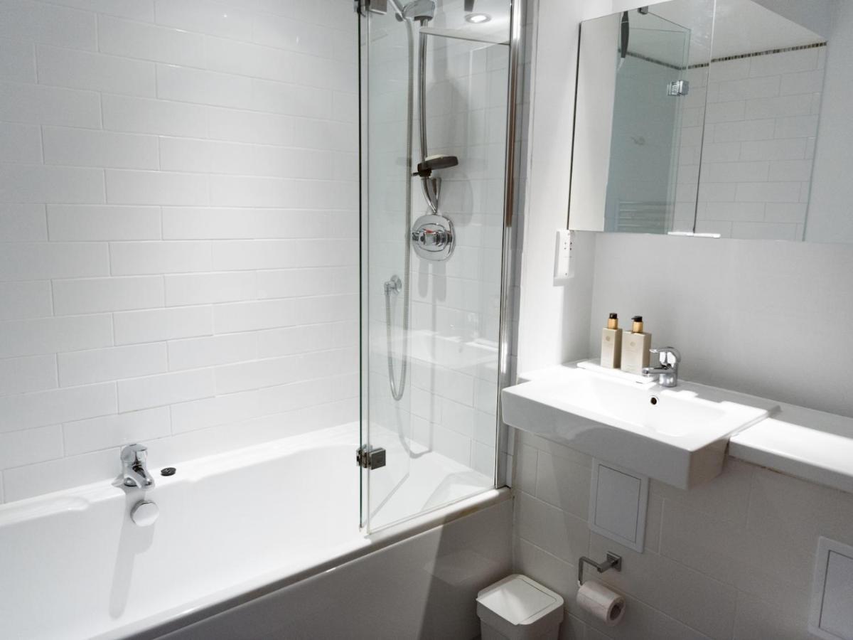 Pass The Keys Stylish 2Bed Rental Unit Glasgow Green Esterno foto